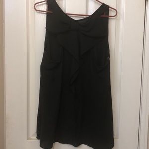 Black bow sleeveless blouse